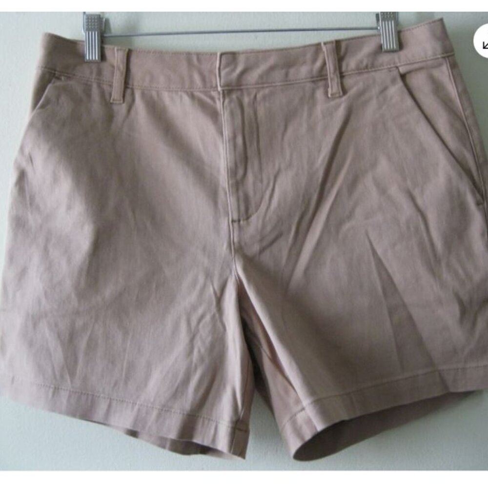 Banana Republic women's Chino Shorts, color Tan(Khaki), size 12 (0345)